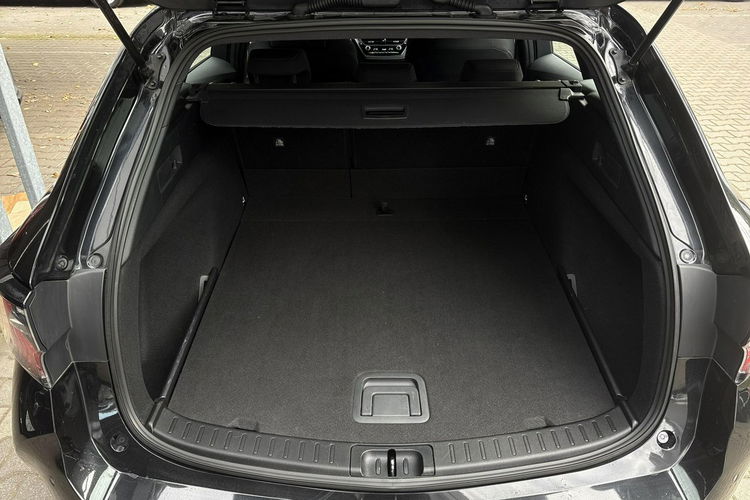 Toyota Corolla 1.8 Hybrid COMFORT TECH, salon Polska, gwarancja, FV23% zdjęcie 12