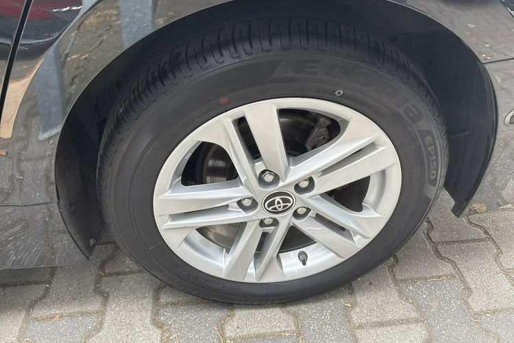 Toyota Corolla 1.8 Hybrid COMFORT TECH, salon Polska, gwarancja, FV23% zdjęcie 32