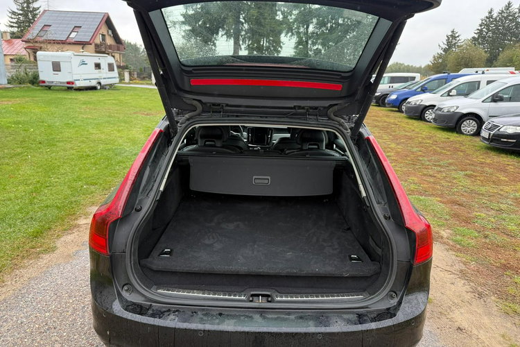Volvo V90 T5 254 KM Momentum Kamera Tempomat Aktywny zdjęcie 15