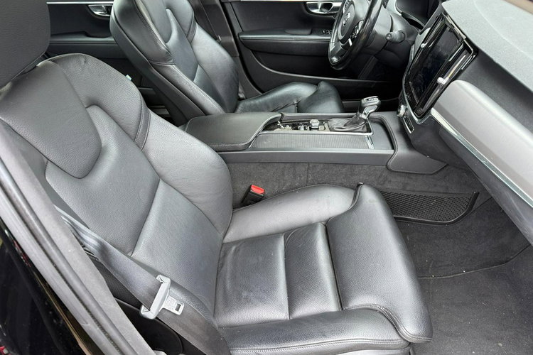 Volvo V90 T5 254 KM Momentum Kamera Tempomat Aktywny zdjęcie 8