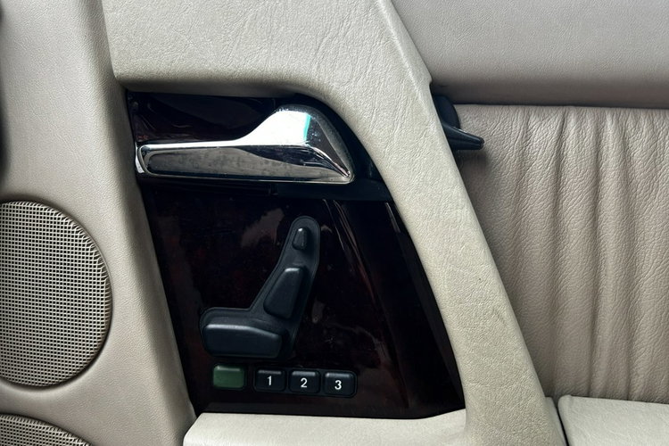 Mercedes SL 500 500 SL Cabrio Aut. Klimatyzacja Jasne Skóry El. dach El. fotele zdjęcie 15