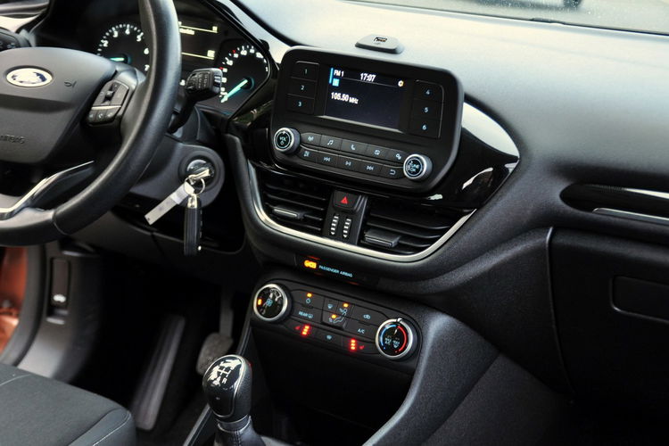 Fiesta 1.1i(70KM) Klimatronik Welur I Właściciel Grzane Fotele ASO Ford zdjęcie 26