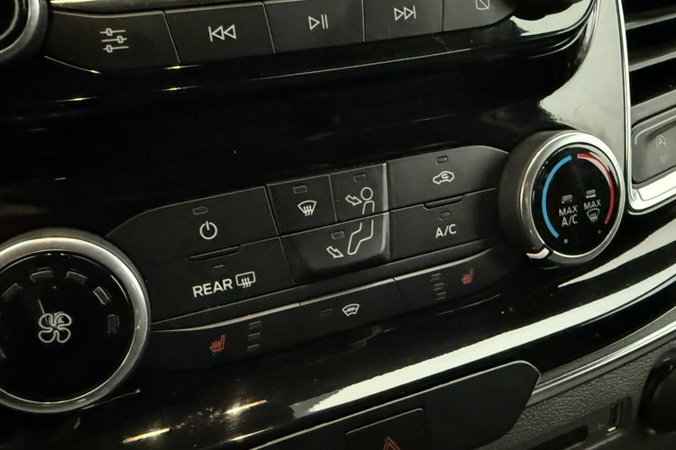 Ford Tourneo Custom 2.0tdci 130 KM automat 9.os. Long Polski salon f-kt VAT 1.wl 1.r. Gwar zdjęcie 14