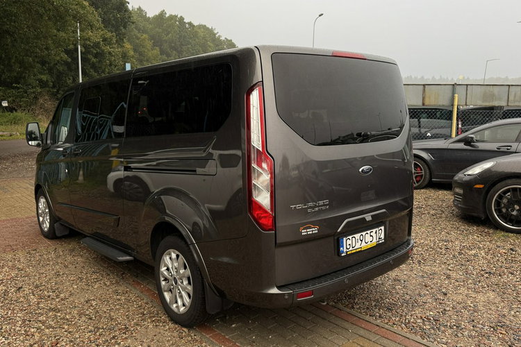 Ford Tourneo Custom 2.0tdci 130 KM automat 9.os. Long Polski salon f-kt VAT 1.wl 1.r. Gwar zdjęcie 9