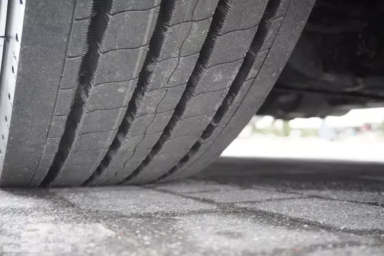 Mercedes Actros 2545 / Chłodnia z multitemperaturą / zdjęcie 13