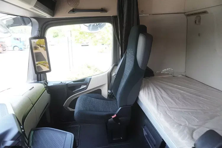 Mercedes Actros 2545 / Chłodnia z multitemperaturą / zdjęcie 16