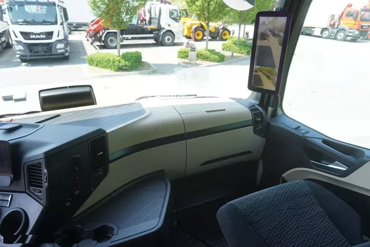 Mercedes Actros 2545 / Chłodnia z multitemperaturą / zdjęcie 21