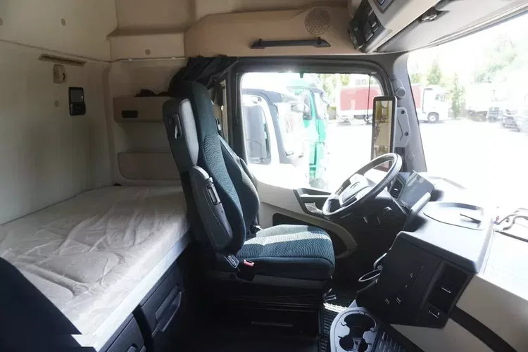 Mercedes Actros 2545 / Chłodnia z multitemperaturą / zdjęcie 22