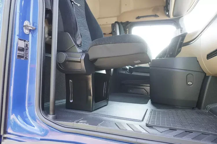 Mercedes Actros 2545 / Chłodnia z multitemperaturą / zdjęcie 27