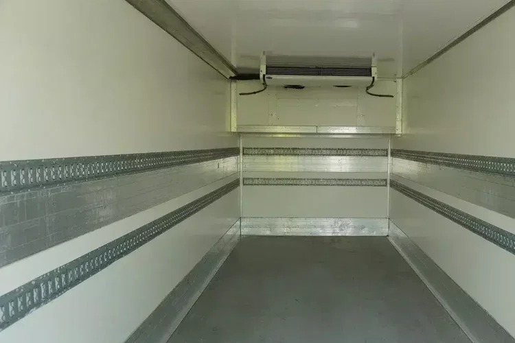 Mercedes Actros 2545 / Chłodnia z multitemperaturą / zdjęcie 7