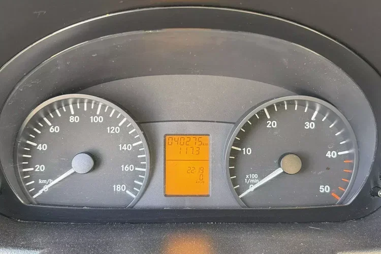 Mercedes Sprinter zdjęcie 22