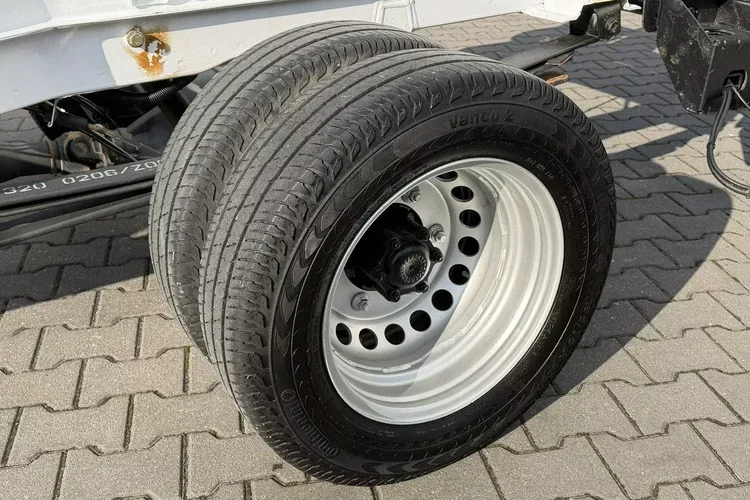 Mercedes Sprinter zdjęcie 9