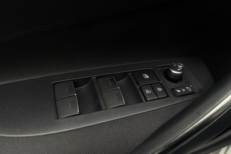 Toyota Corolla 1.8 Hybrid 122KM COMFORT TECH, salon Polska, gwarancja, FV23% zdjęcie 19