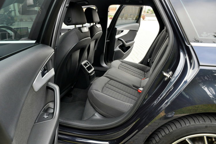 Audi A4 2.0TDI(150KM) Bi-Xenon Led Navi MMI El.Klapa Welur Chrom F1 Alu19"ASO zdjęcie 20