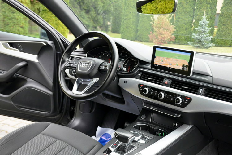 Audi A4 2.0TDI(150KM) Bi-Xenon Led Navi MMI El.Klapa Welur Chrom F1 Alu19"ASO zdjęcie 25
