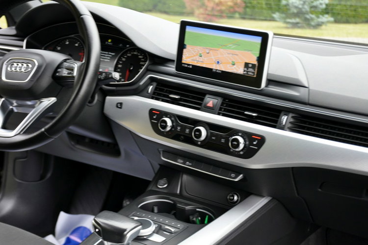 Audi A4 2.0TDI(150KM) Bi-Xenon Led Navi MMI El.Klapa Welur Chrom F1 Alu19"ASO zdjęcie 26