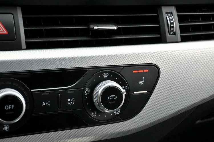 Audi A4 2.0TDI(150KM) Bi-Xenon Led Navi MMI El.Klapa Welur Chrom F1 Alu19"ASO zdjęcie 32