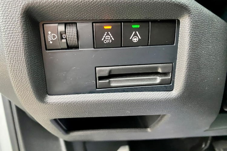 Citroen C5 Aircross / SALON PL / VOOL / SKÓRA / PANORAMA DACH / KAMERA / NAVI / Gwarancja zdjęcie 17