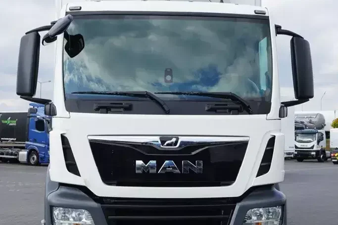 MAN TGS / 26.360 / EURO 6 / CHŁODNIA + WINDA / 23 PALETY zdjęcie 14