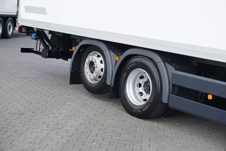 MAN TGS / 26.360 / EURO 6 / CHŁODNIA + WINDA / 23 PALETY zdjęcie 26