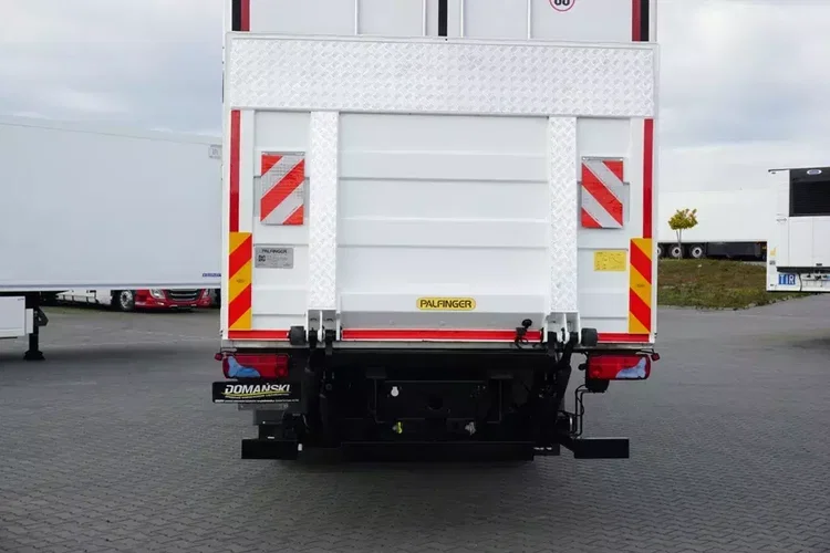 MAN TGS / 26.360 / EURO 6 / CHŁODNIA + WINDA / 23 PALETY zdjęcie 33