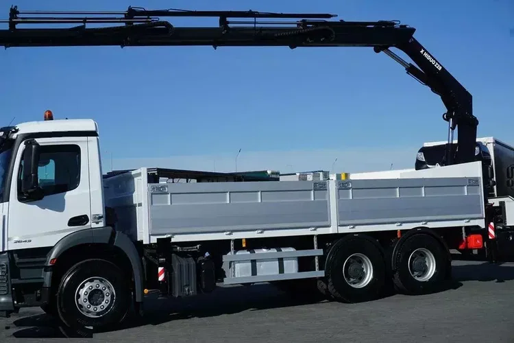 Mercedes AROCS / 2643 / 6 X 4 / SKRZYNIOWY + HDS / HIAB 228 E – 4 / WYS. 13 M zdjęcie 21