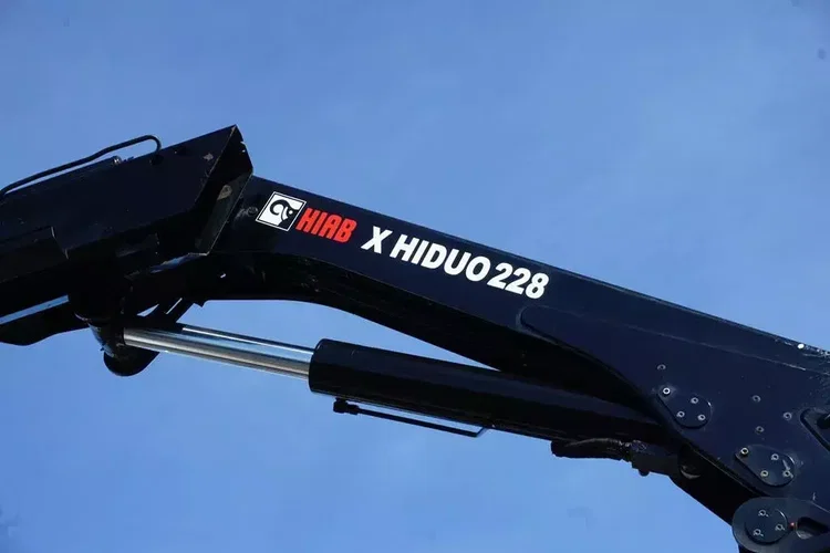 Mercedes AROCS / 2643 / 6 X 4 / SKRZYNIOWY + HDS / HIAB 228 E – 4 / WYS. 13 M zdjęcie 25