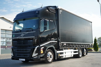 Volvo FH 500 / 6x2 / FIRANKA - 7.7 m / 2024 / KLIMA POSTOJOWA / ZAWIESIE DOKI DO WÓZKA / OŚ PODNOSZONA / ALUFELGI /