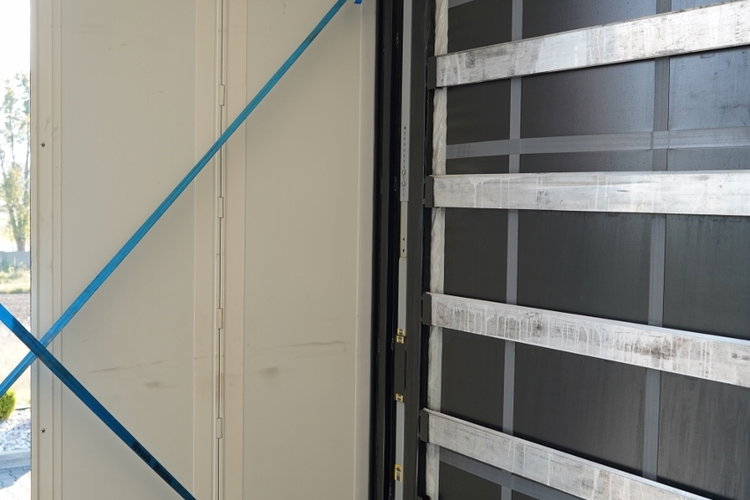 Volvo FH 500 / 6x2 / FIRANKA - 7.7 m / 2024 / KLIMA POSTOJOWA / ZAWIESIE DOKI DO WÓZKA / OŚ PODNOSZONA / ALUFELGI / zdjęcie 26