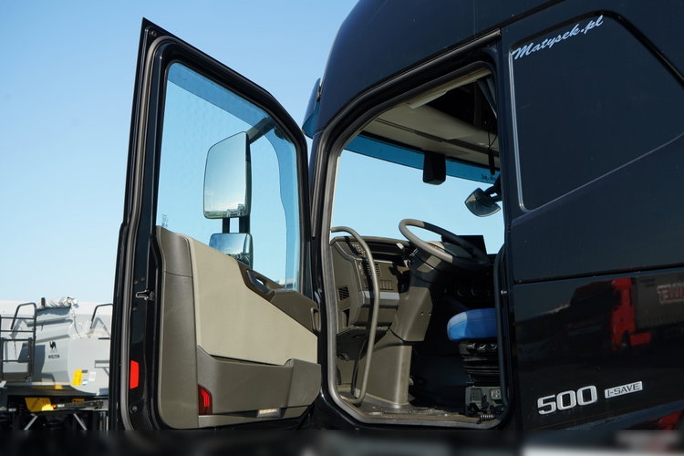 Volvo FH 500 / 6x2 / FIRANKA - 7.7 m / 2024 / KLIMA POSTOJOWA / ZAWIESIE DOKI DO WÓZKA / OŚ PODNOSZONA / ALUFELGI / zdjęcie 32