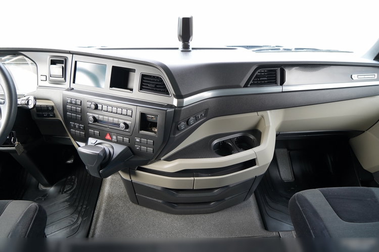 MAN TGX 26.470 / 6x2 / FIRANKA / SOLÓWKA / 6x2 / 120 m3 / OŚ PODNOSZONA / I-PARK COOL / PODŁOGA SZYNA DESKA / zdjęcie 38