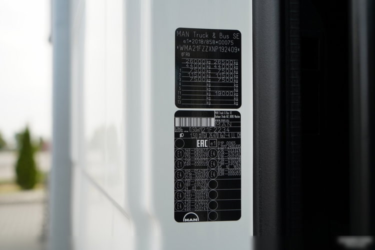 MAN TGX 26.470 / 6x2 / FIRANKA / SOLÓWKA / 6x2 / 120 m3 / OŚ PODNOSZONA / I-PARK COOL / PODŁOGA SZYNA DESKA / zdjęcie 44