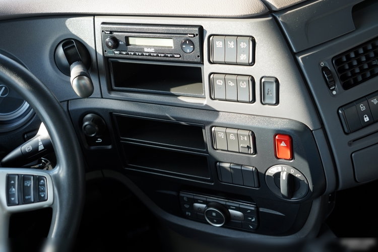 DAF XF 480 / SOLÓWKA / SSC / 6X2 / OŚ PODNOSZONA / WIELTON / PRZEJAZDOWY / zdjęcie 36