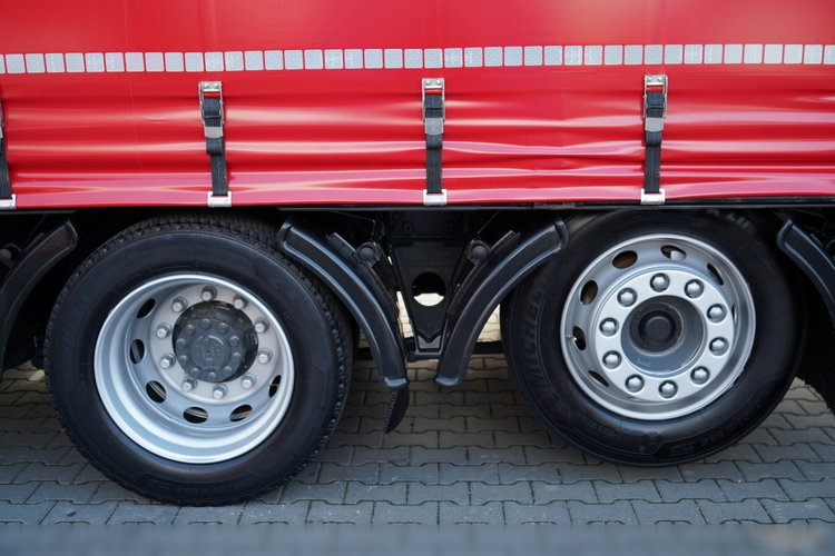 DAF XF 480 / ZESTAW TANDEM / SSC / PRZEJAZDOWY / 6X2 / OŚ PODNOSZONA / PRZYCZEPA WIELTON / SAF / zdjęcie 42