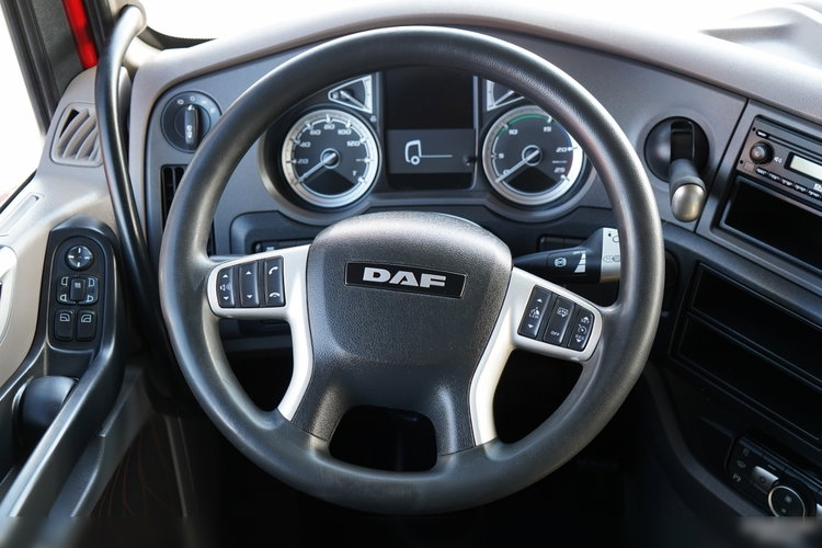 DAF XF 480 / ZESTAW TANDEM / SSC / PRZEJAZDOWY / 6X2 / OŚ PODNOSZONA / PRZYCZEPA WIELTON / SAF / zdjęcie 52