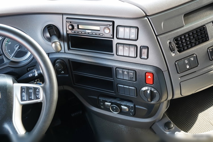 DAF XF 480 / ZESTAW TANDEM / SSC / PRZEJAZDOWY / 6X2 / OŚ PODNOSZONA / PRZYCZEPA WIELTON / SAF / zdjęcie 54