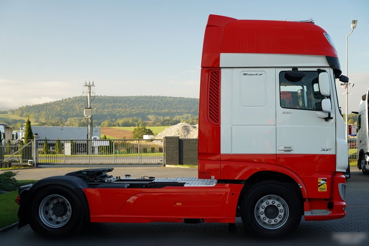 DAF XF 530 / RETARDER / KLIMA POSTOJOWA / SUPER SPACE CAB / zdjęcie 11