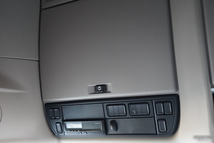 DAF XF 530 / RETARDER / KLIMA POSTOJOWA / SUPER SPACE CAB / zdjęcie 35