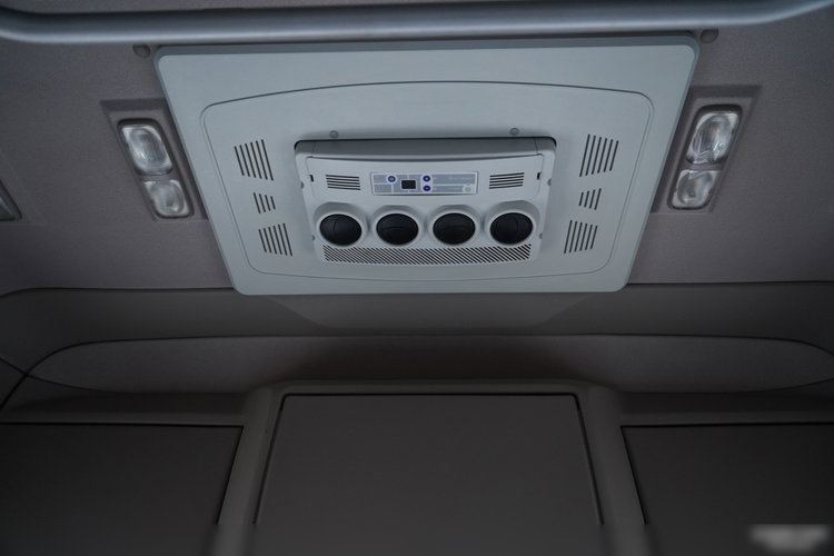 DAF XF 530 / RETARDER / KLIMA POSTOJOWA / SUPER SPACE CAB / zdjęcie 37