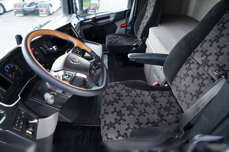 Scania S 450 / HYDRAULIKA / RETARDER / KLIMA POSTOJOWA / ALUFELGI zdjęcie 28