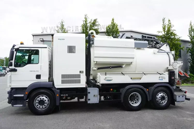 MAN TGM 26.340 E6 / Beczka asenizacyjna Rivard 11.8 m3 / 110 tys. km / oś skrętna zdjęcie 15