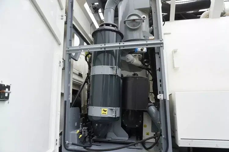 MAN TGS 26.360 E6 / Zabudowa WUKO Rivard 18 m3 / 90 tys. km / oś skrętna zdjęcie 27