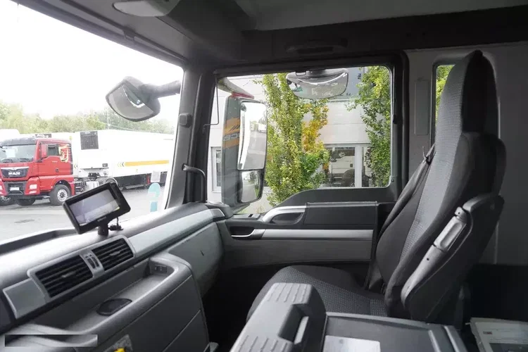 MAN TGS 26.360 E6 / Zabudowa WUKO Rivard 18 m3 / 90 tys. km / oś skrętna zdjęcie 57