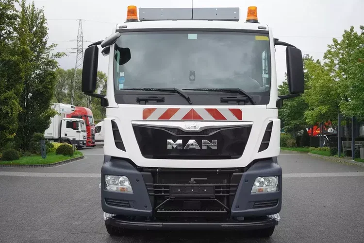 MAN TGS 26.360 E6 / Zabudowa WUKO Rivard 18 m3 / 90 tys. km / oś skrętna zdjęcie 15