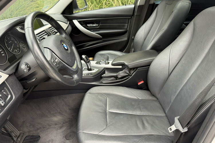 BMW 320 NOWY ROZRZĄD Bardzo zadbana zdjęcie 21