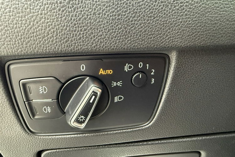 Volkswagen Passat Bardzo zadbana - oryginalny przebieg - zdjęcie 24