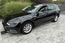 Volkswagen Passat Bardzo zadbana - oryginalny przebieg - zdjęcie 25