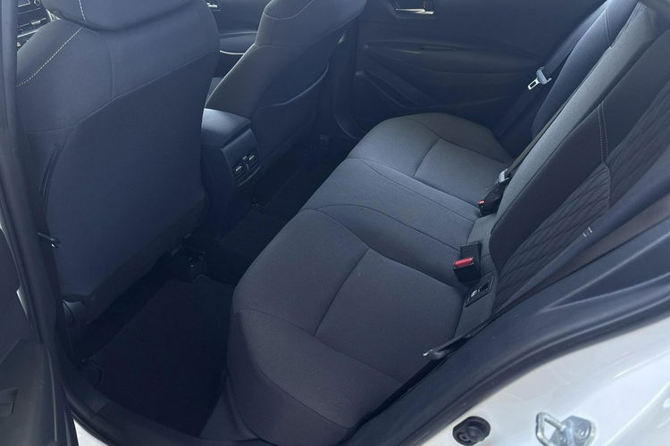 Toyota Corolla 1.5 VVTi 125KM COMFORT, gwarancja, FV23% zdjęcie 11