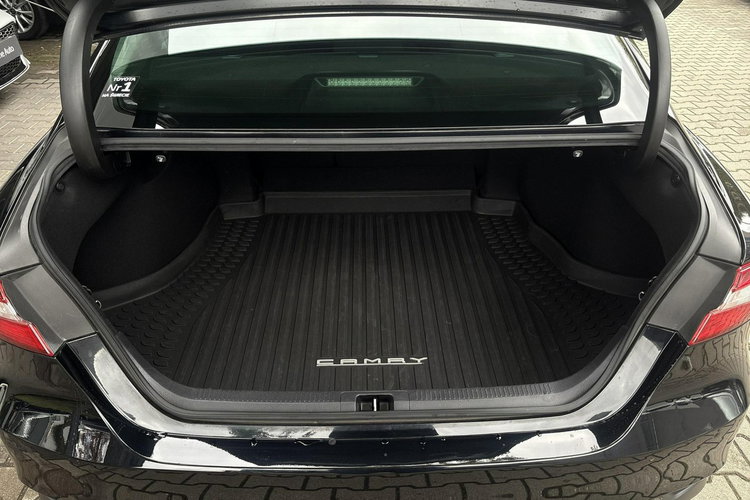 Toyota Camry 2.5 HSD 218KM COMFORT, salon Polska, gwarancja, FV23% zdjęcie 12