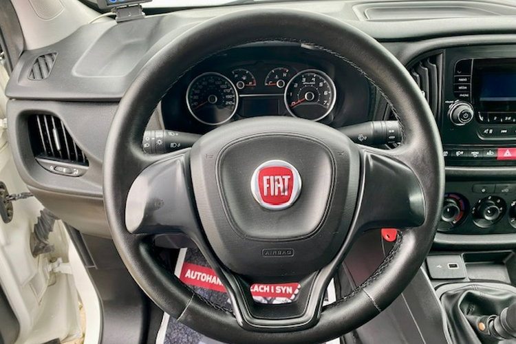 Fiat Doblo SALON PL / MROŻNIA - CHŁODNIA -20st.C / DŁUGI / 93 tys.km / GWARANCJA zdjęcie 12
